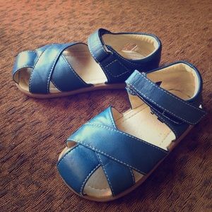 See Kai run leather blue sandal. Worn 2x. Size 9.